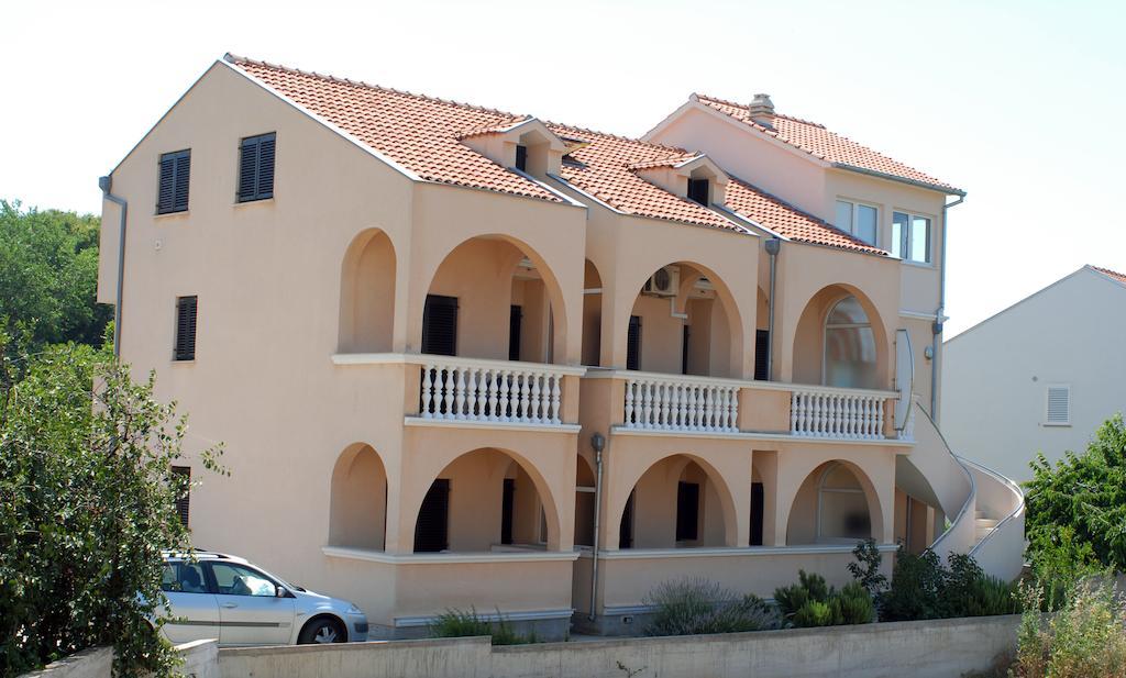 Apartments Mediterranean Sundance Vodice Zewnętrze zdjęcie
